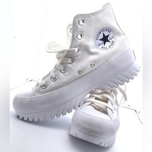 Chuck Taylor All Star Lugged High Tops - New!